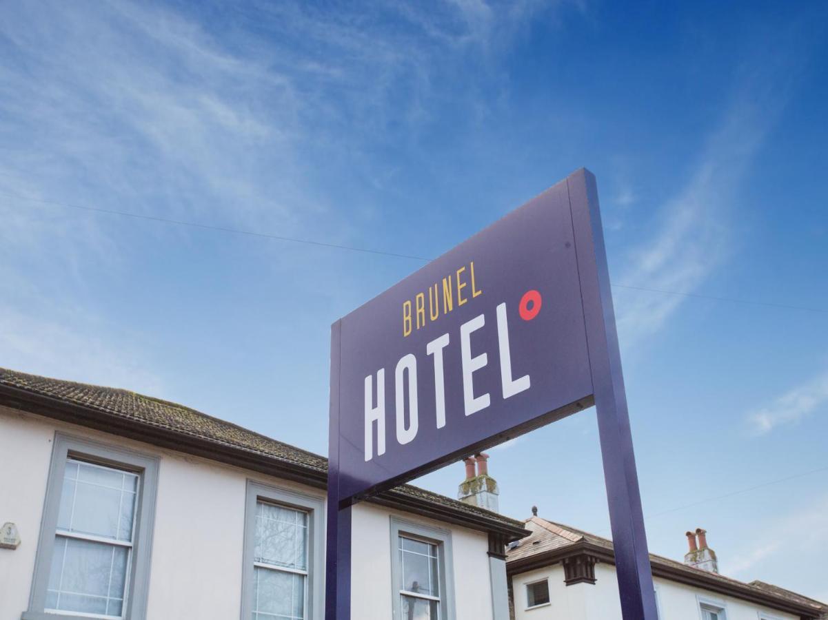 OYO Brunel Hotel Uxbridge Exterior foto